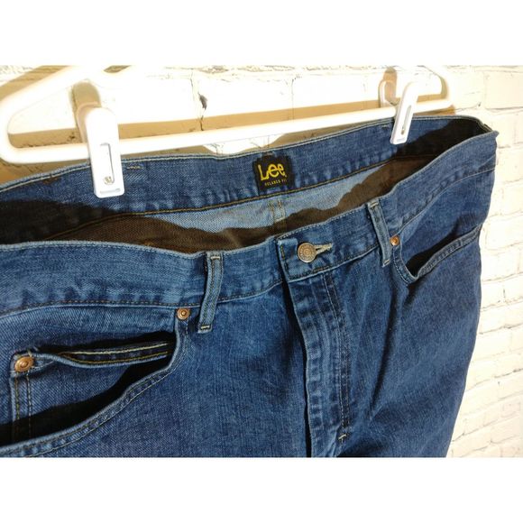 LEE Men's Relaxed Fit Straight Leg Jean - Picture 7 of 8